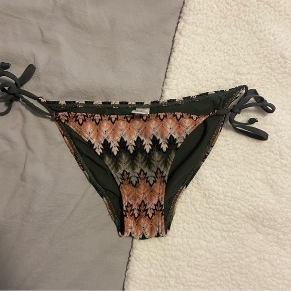 Primark Bikini Set - Picture 5 of 8